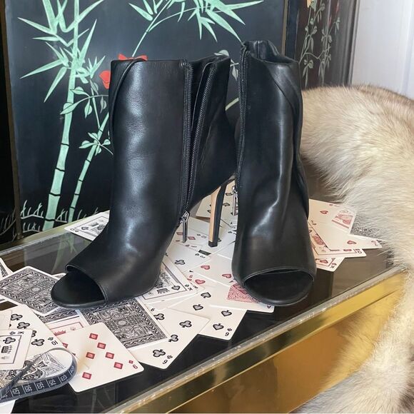 ♥️ Vince Camuto Black Peep-Toe Heeled Boots - Picture 7 of 16